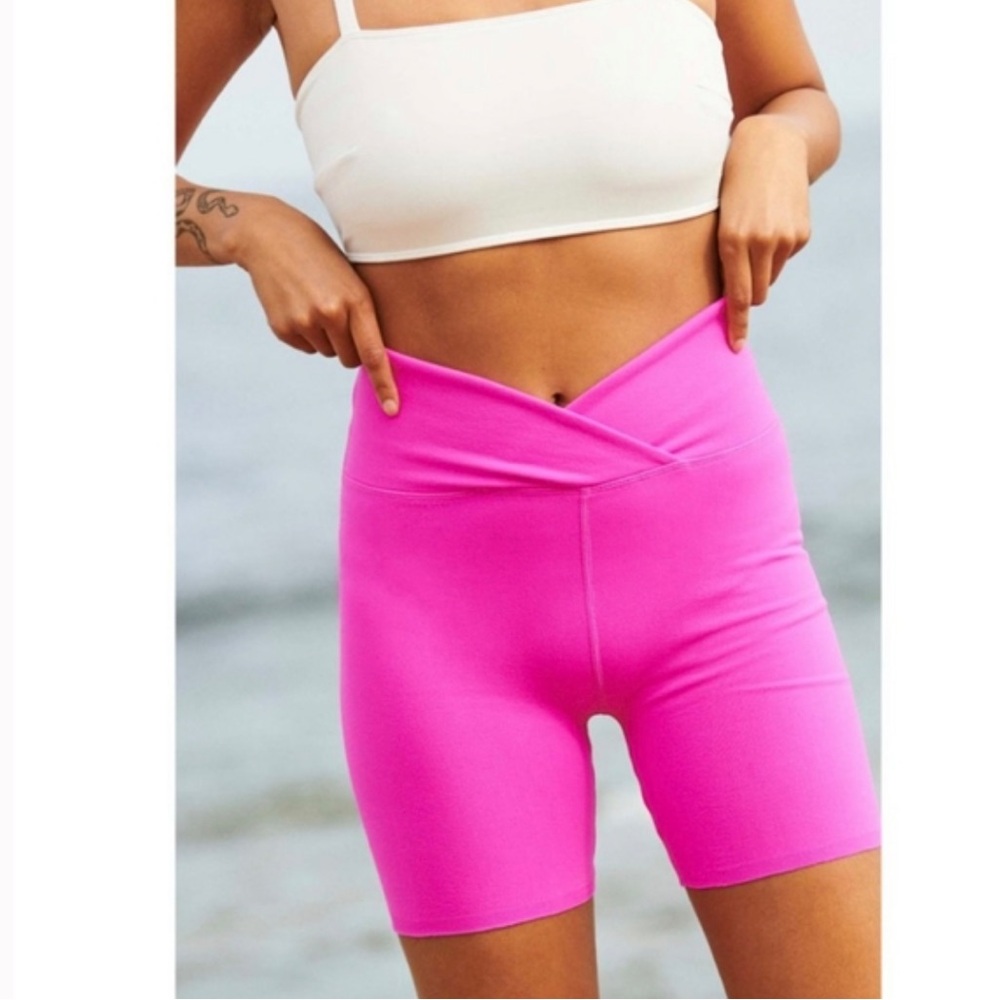 FREE PEOPLE MOVEMENT PINK CROSS WAIST BLAZE IT BIKE SHORTS